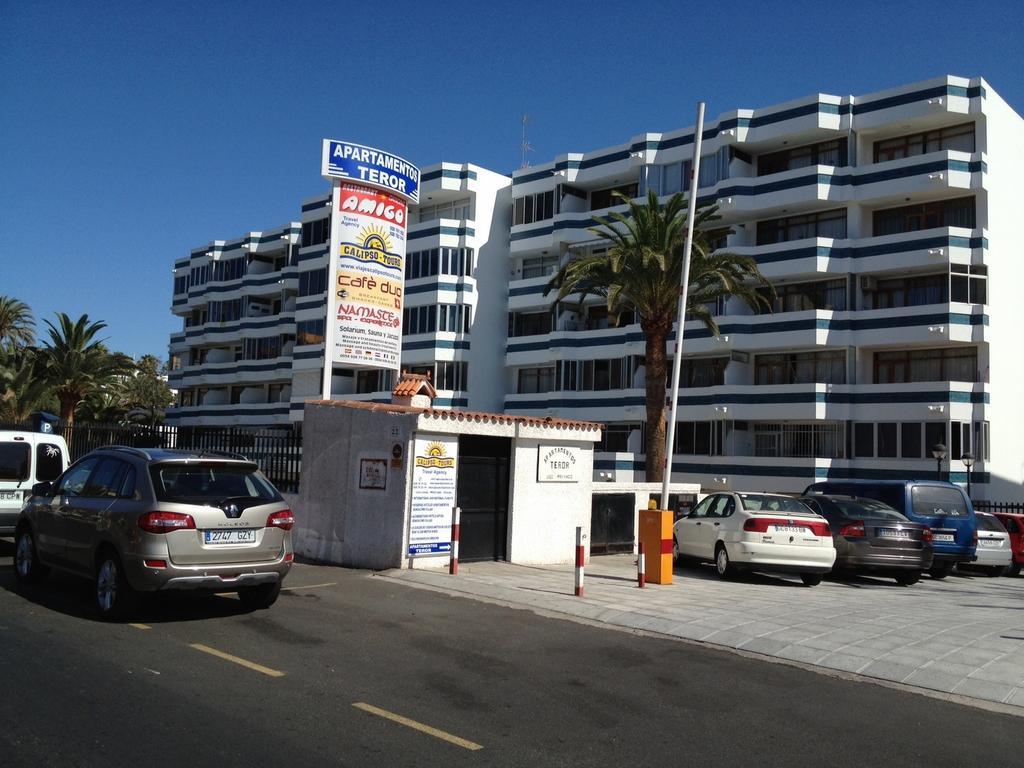 Apartamentos Teror Gran Canaria Luaran gambar